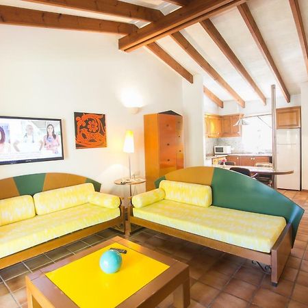 Апартаменты Club Pueblo Menorquin Сьюдадела Экстерьер фото