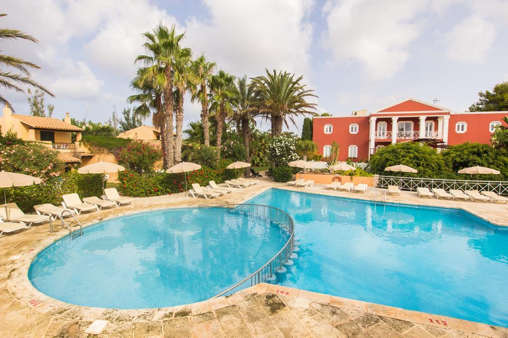 Апартаменты Club Pueblo Menorquin Сьюдадела Экстерьер фото