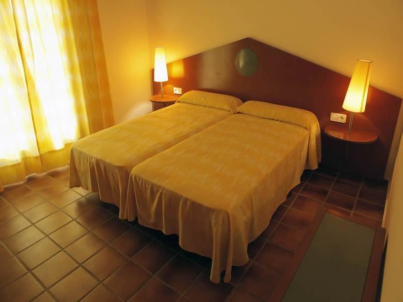 Апартаменты Club Pueblo Menorquin Сьюдадела Экстерьер фото